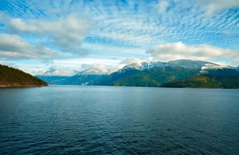 The Pacific edge: British Columbia's dramatic shoreline (Image Credits: Unsplash)