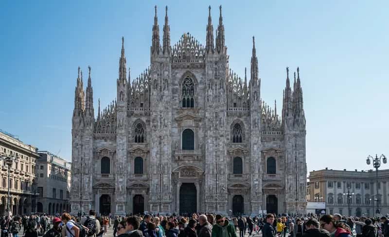 Italy: The Crowds Are Worse Than You've Seen in Photos (Image Credits: Unsplash)