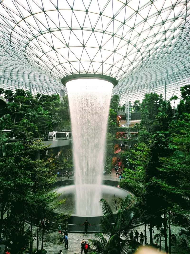 Singapore: Vapes, Even Just in Transit (Image Credits: Pixabay)