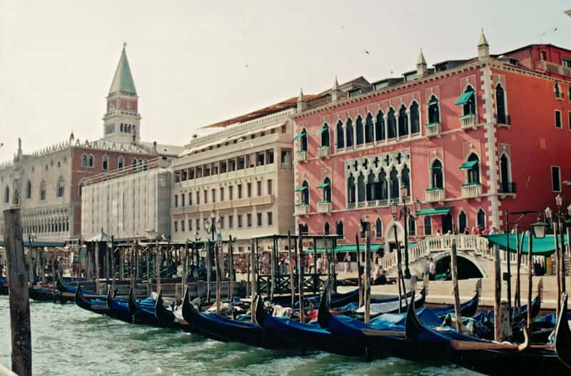 Venice: Where Entry Fees Signal Visitor Fatigue (Image Credits: Unsplash)