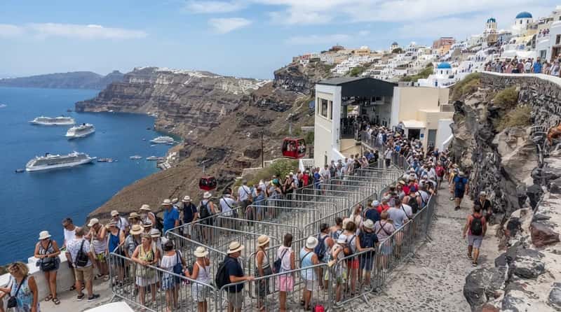 #9 - Santorini on Your Own: Fira and Oia in "Six Usable Hours" (Image Credits: Gemini)