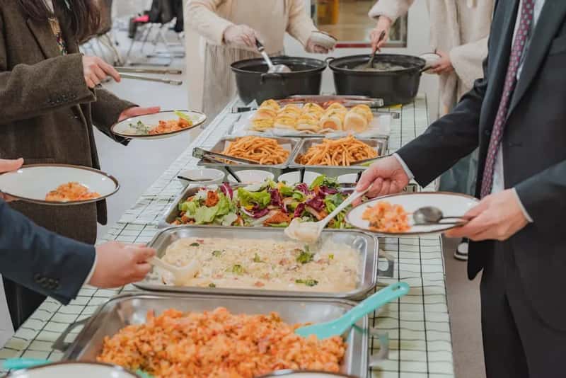 #13 - Leftover Buffet Food Does NOT Go to the Crew (Image Credits: Unsplash)