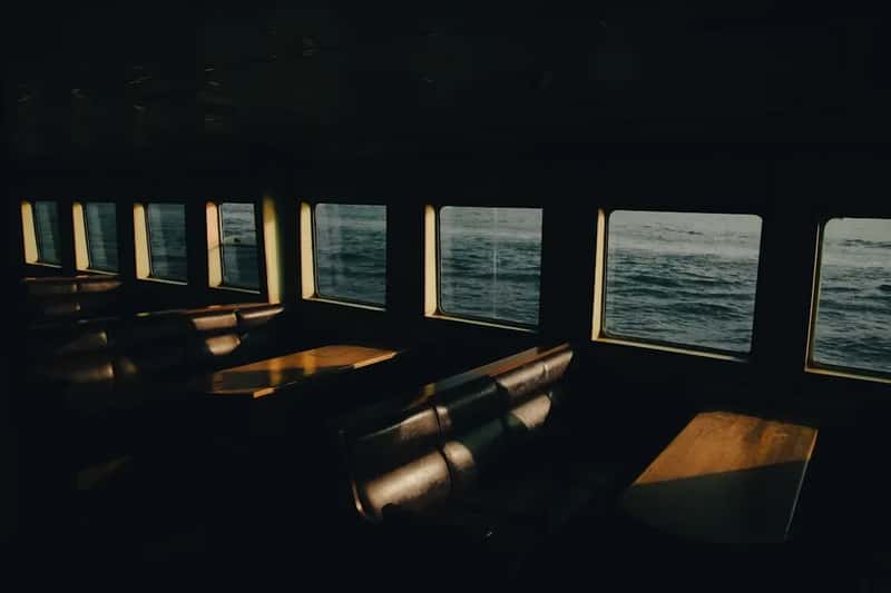 A Growing Sober-Curious Culture Is Reshaping Who Books Cruises (Image Credits: Unsplash)