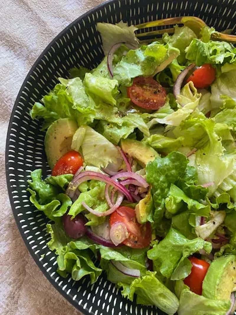#7 - Wilted Salad Bar Items (Image Credits: Pexels)