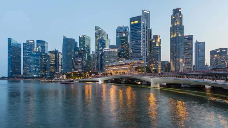 5. Singapore: Asia's Financial Hub (Image Credits: Wikimedia)