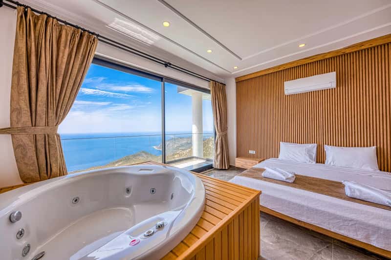 The oceanfront room bump (Image Credits: Pexels)