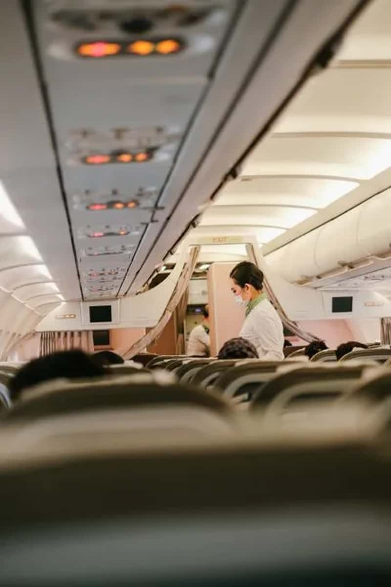 9. Creaking, rattling, and shifting sounds during turbulence (Image Credits: Pexels)