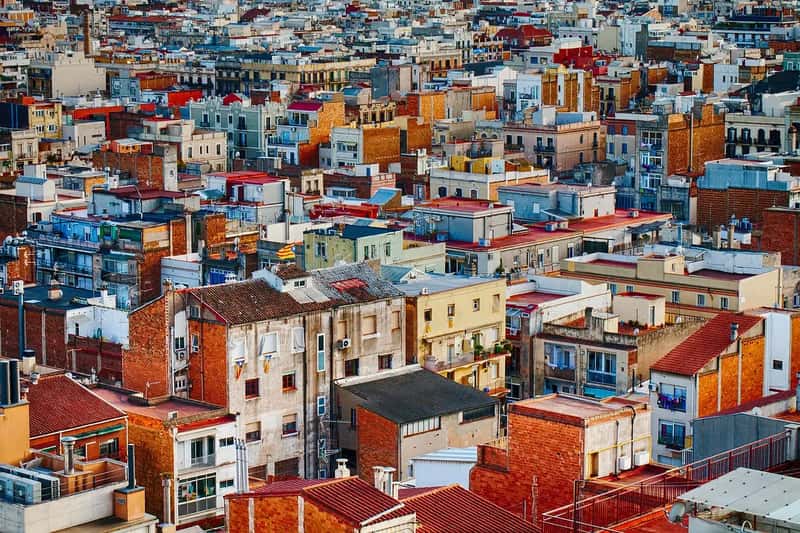 The neighborhoods where digital nomads actually live (Image Credits: Pixabay)