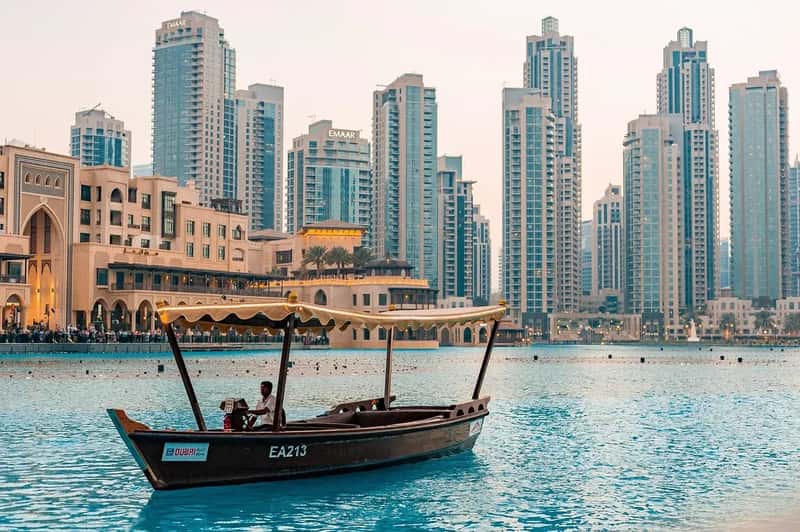 United Arab Emirates: More Than Glittering Towers (Image Credits: Pixabay)