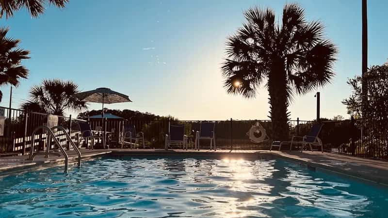 #16: The Motel Pool Was the Single Greatest Luxury Known to Children (Image Credits: Unsplash)