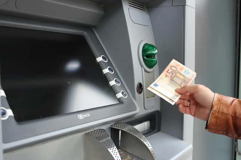 #10: Use the Ship's ATM for Port Cash (Image Credits: Pixabay)