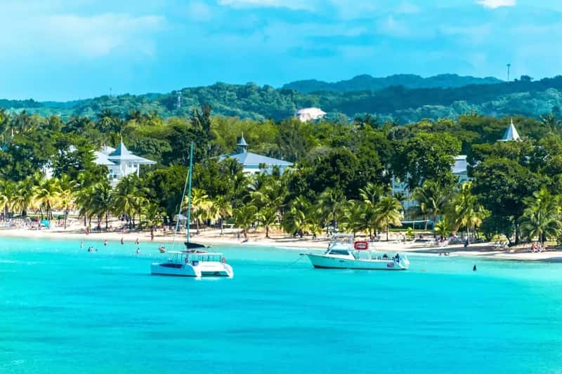 Jamaica: The Caribbean's Most Cautioned and Most Beloved Island (Image Credits: Unsplash)