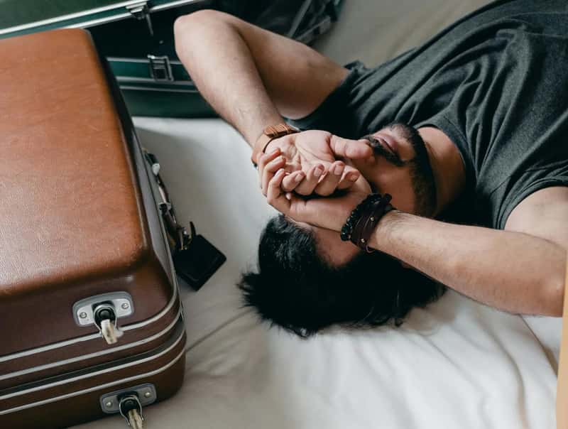 1. The Nervous System Doesn't Know You Checked In (Image Credits: Pexels)