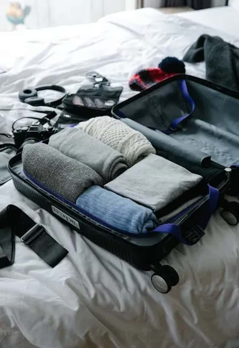 #13 - Pack Vertically, Not in Horizontal Layers (Image Credits: Pexels)