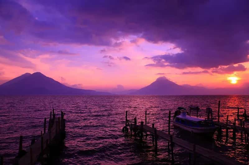 Guatemala: Indigenous Traditions and Catholic Influence (Image Credits: Pixabay)