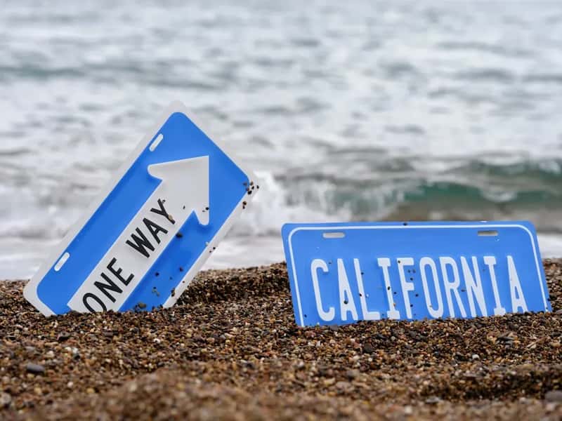 3. California: The Dream That Drains Your Nest Egg (Image Credits: Unsplash)
