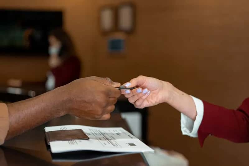 4. Early check-in (Image Credits: Pexels)