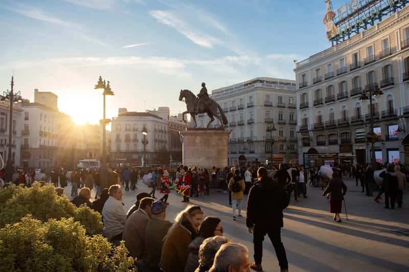 Madrid's Puerta del Sol and El Rastro market (Image Credits: Unsplash)