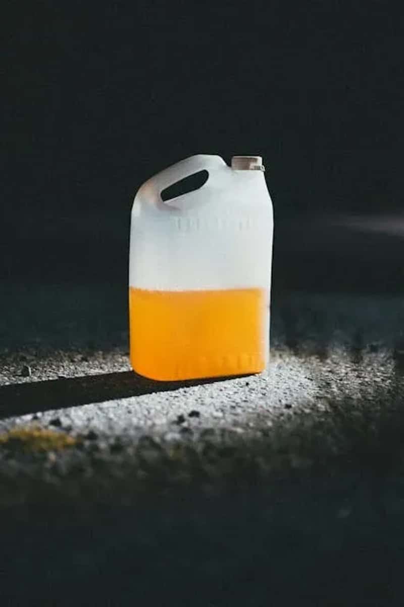 #10 – Not Knowing What Actually Counts as a Liquid (Image Credits: Pexels)