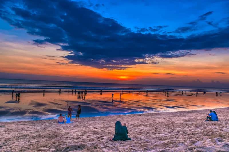 #8 - Kuta Beach, Bali, Indonesia: The Instagram Paradise That Became a Waste Crisis (cloud.shepherd, Flickr, CC BY 2.0)