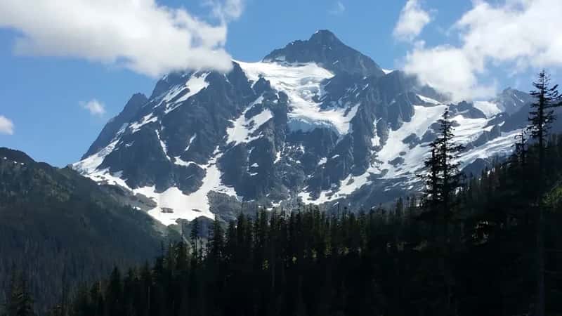 #11 – North Cascades National Park, Washington: America's Most Overlooked Brutally Hard Park (Image Credits: Unsplash)
