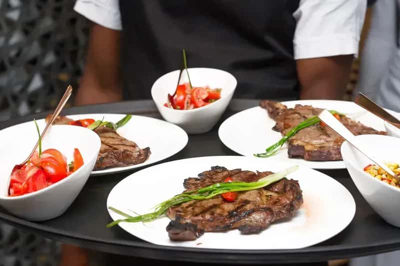 Food Costs on the Road: The Bill That Keeps Climbing (Image Credits: Rawpixel)