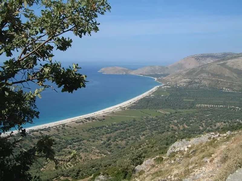 2. Albania: Europe's most generous entry policy (CC BY-SA 3.0)