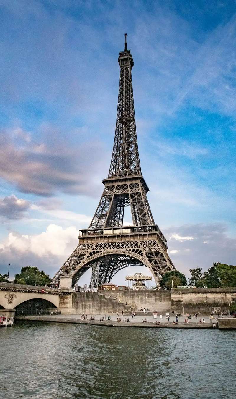 Paris, France (Image Credits: Unsplash)