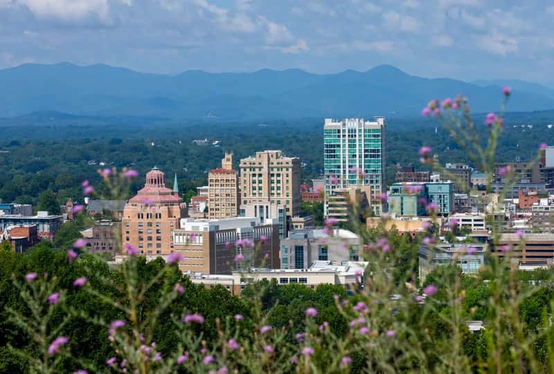 10. Asheville, North Carolina – The Artsy Mountain Town That Steals Hearts (By Asheville Photography, CC BY-SA 4.0)