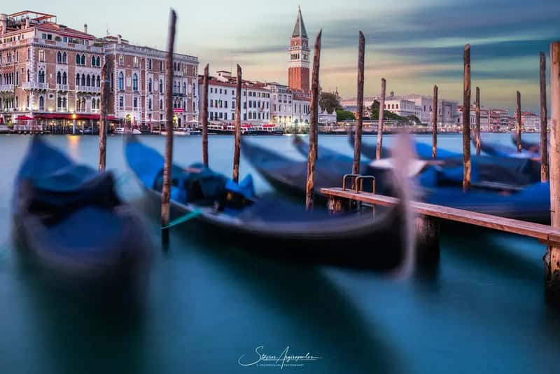 Venice: The Floating City That's Sinking Under Tourist Feet (Image Credits: Wikimedia)
