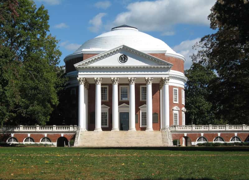 Charlottesville, Virginia: History, Wine Country, and Academic Prestige (Image Credits: Wikimedia)