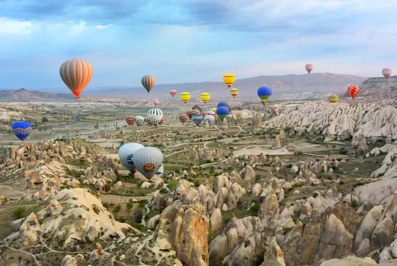 Turkey: Economic Challenges Overshadow Cultural Richness (Image Credits: Unsplash)