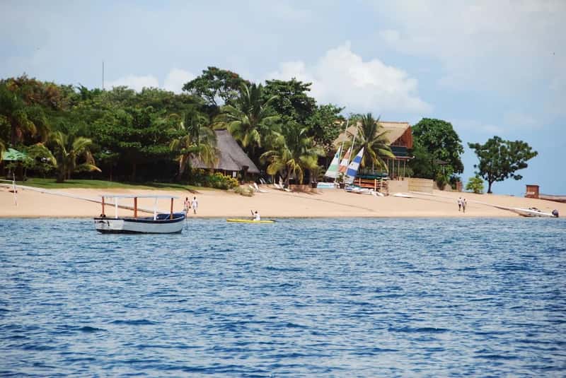 Malawi: high costs despite low incomes (Image Credits: Unsplash)
