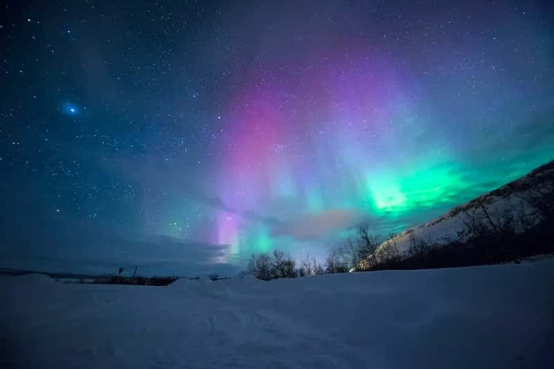 Seeing the Northern Lights (Image Credits: Unsplash)