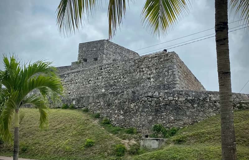 From pirate outpost to protected magic town (By Sharon Hahn Darlin, CC BY 2.0)