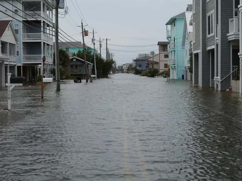 Hurricane Helene's Wake-Up Call for Potential Retirees (Image Credits: Unsplash)