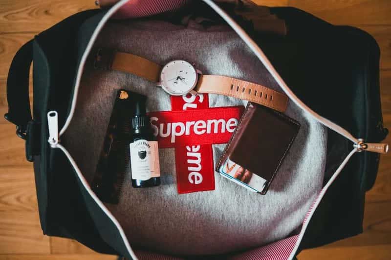 5. They pack a personal item that doubles as their only bag if needed (Image Credits: Pexels)