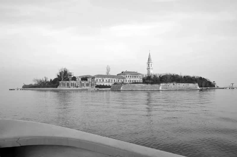 15. Poveglia Island, Italy (Luigi Tiriticco, Flickr, CC BY 2.0)