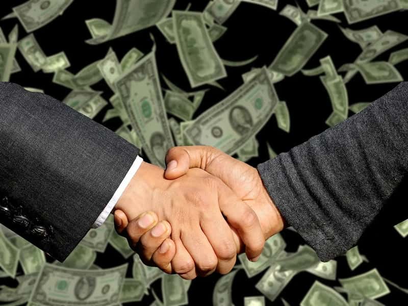 How to Actually Catch These Elusive Deals (Image Credits: Pixabay)