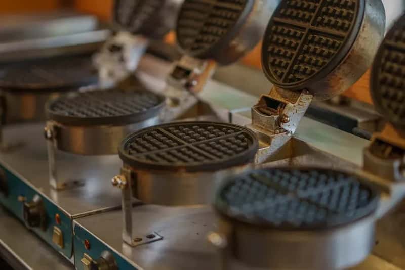 #14 - The Waffle Iron Weighed About as Much as a Brick and Lasted Forever (Image Credits: Pexels)