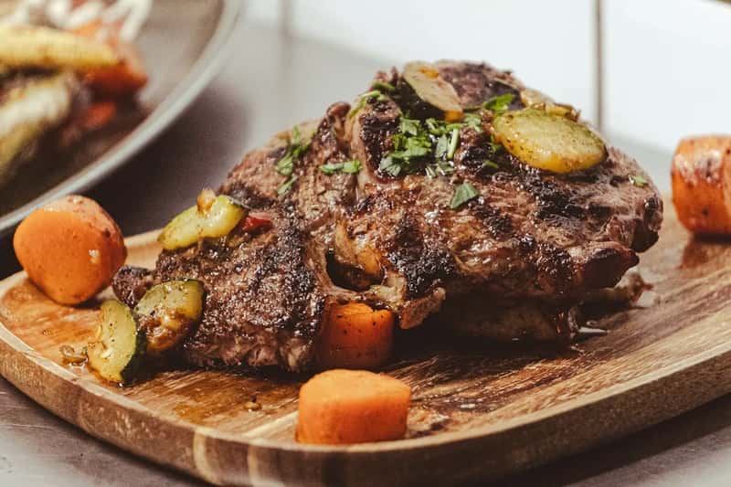 2. Salisbury Steak Smothered in Gravy (Image Credits: Unsplash)