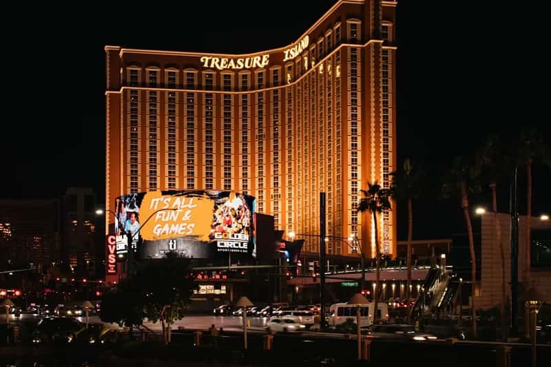 7. Las Vegas Strip, Nevada – Expensive, Exhausting, and Built to Take Your Money (Image Credits: Unsplash)