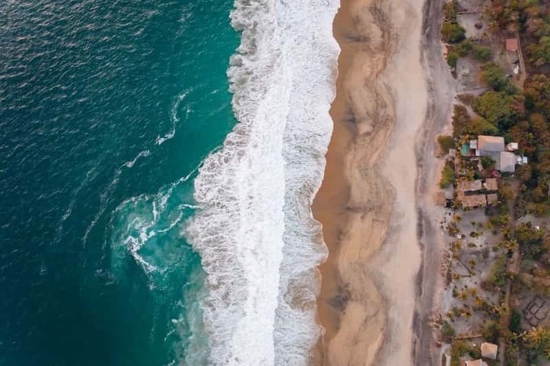 That beachfront home isn't quite yours the way you think (Image Credits: Pexels)