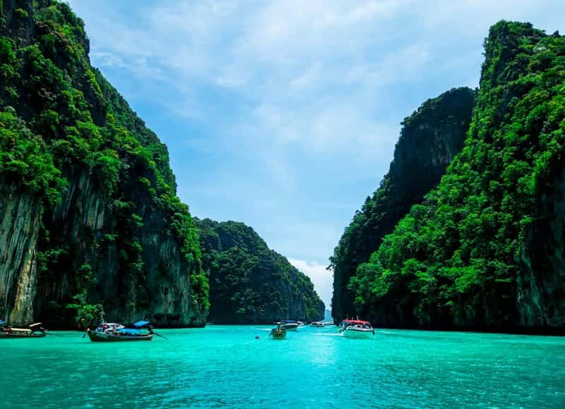 Thailand: Tropical Warmth and Unmatched Affordability in Southeast Asia (Image Credits: Unsplash)