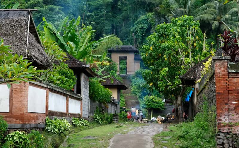 Indonesia (Traditional Village Bali, CC BY 2.0)