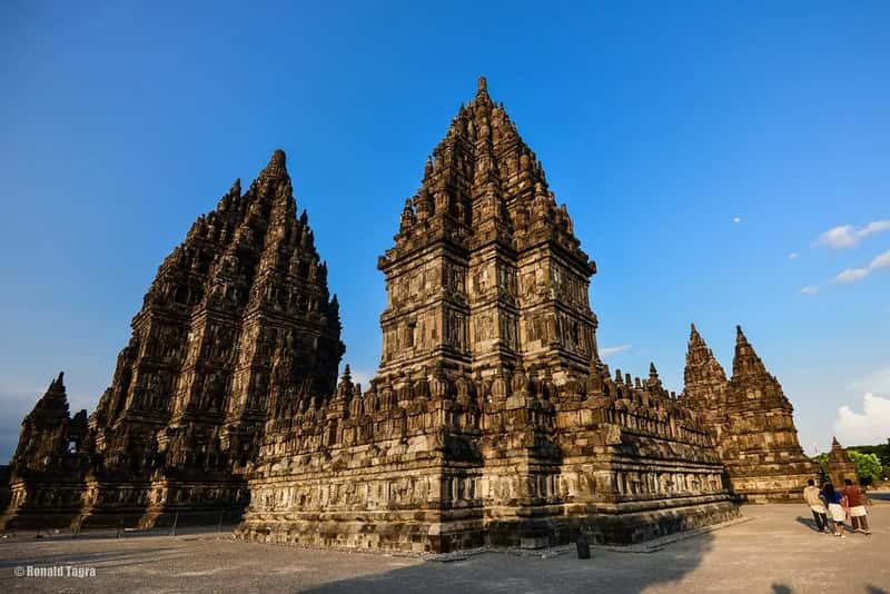 Frame Four: Prambanan, the Hindu Counterpart (kamsky, Flickr, CC BY 2.0)