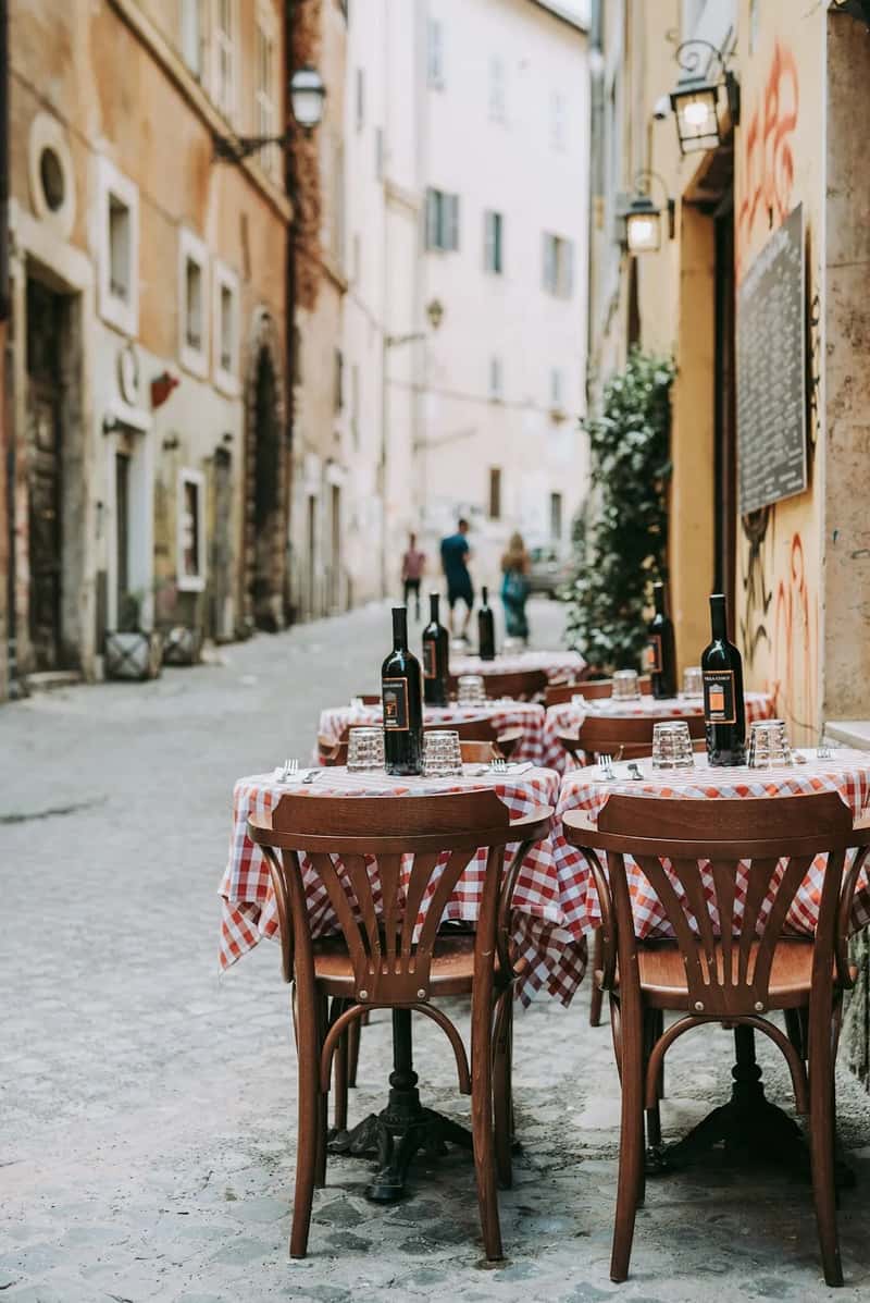 Restaurants Around St. Peter's (Image Credits: Unsplash)
