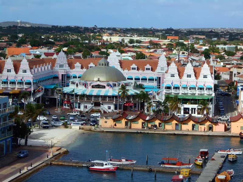 #12 - Falling for "Recommended by the Cruise Line" Port Stores (Image Credits: Pixabay)