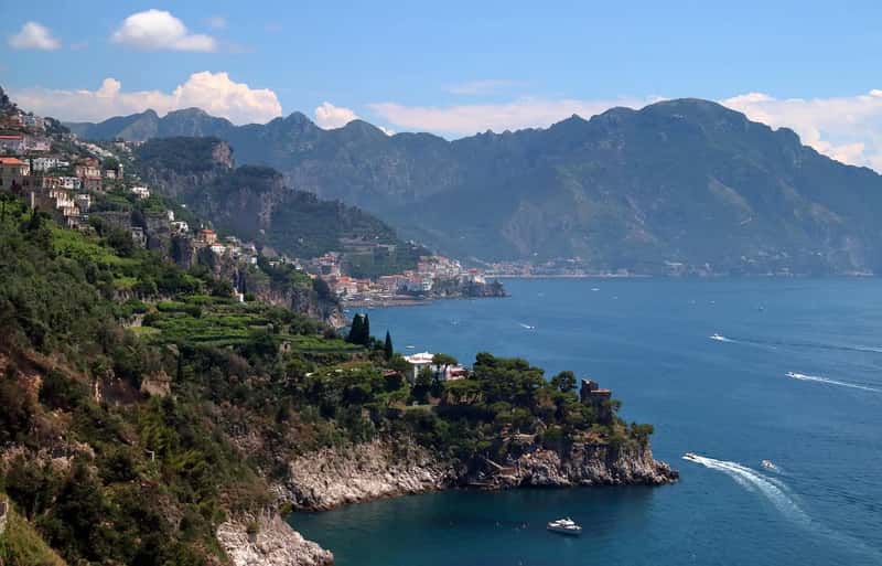 3. Italy: Where Scenery and Culture Overlap (Image Credits: Pixabay)