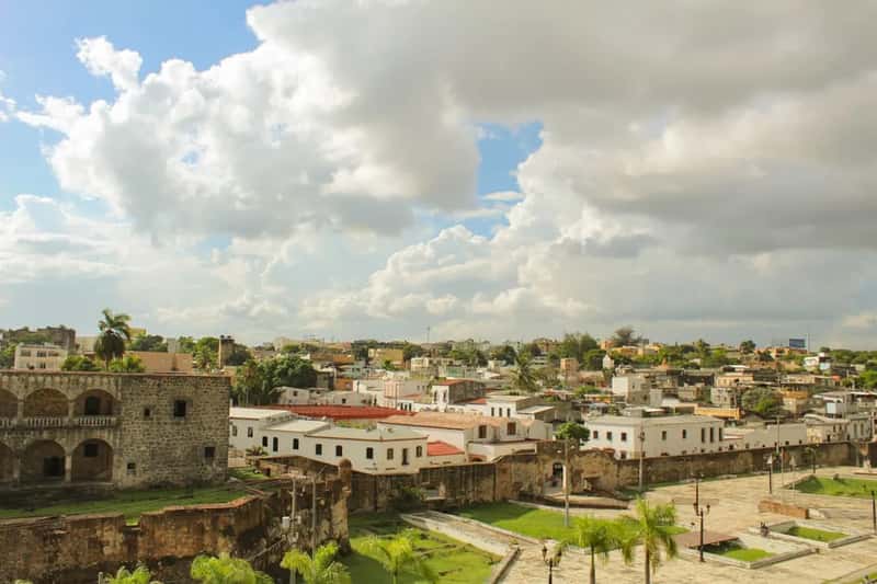Dominican Republic: Caribbean access at a discount (Image Credits: Unsplash)